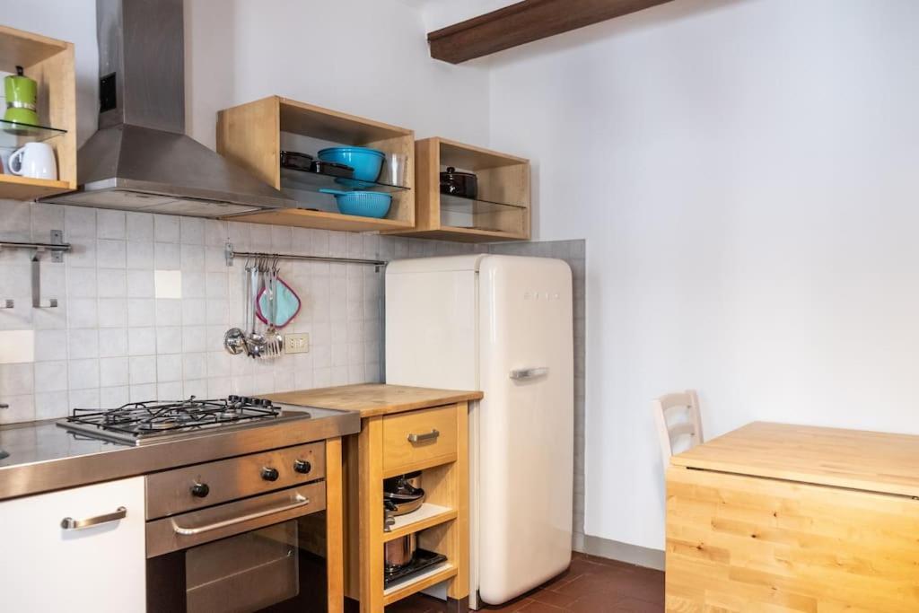 Classic Florentine Flat Near Piazza Santa Croce فلورنس المظهر الخارجي الصورة