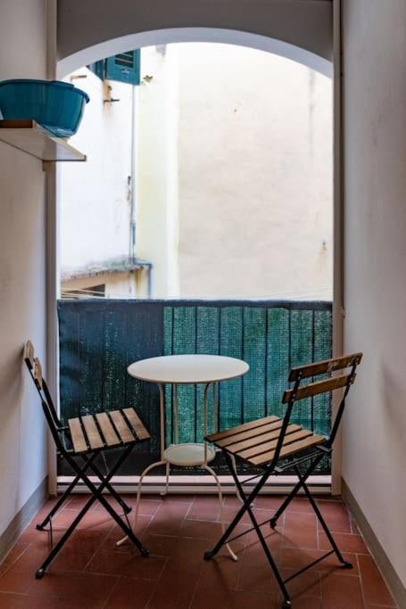 Classic Florentine Flat Near Piazza Santa Croce فلورنس المظهر الخارجي الصورة